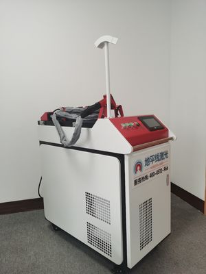 220v 3mm 8m El Lazer Kaynakçı Düzensiz Kaynak 1080nm