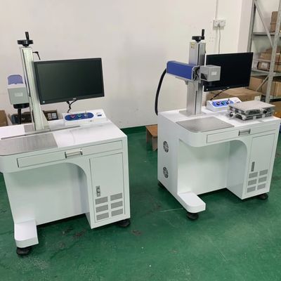 Metal 30W 60khz Lazer İşaretleme Makineleri, Plastik İçin Lazer İşaretleme Makinesi