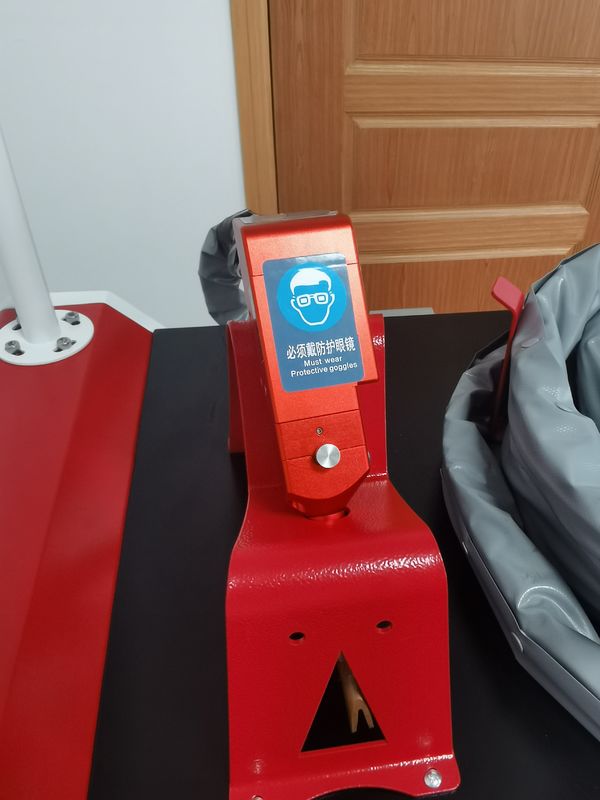 1500W Fiber Lazer Kaynakçı, Paslanmaz Çelik İçin El Lazer Kaynak Makinesi