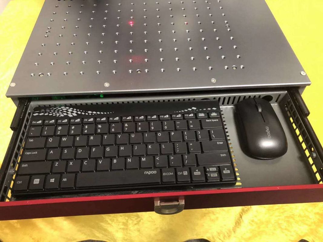 Klavye ile 200kHz 7000mm UV Lazer İşaretleme Makinesi