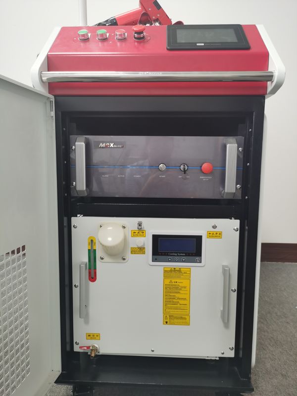 1000W 1080nm El Lazer Kaynakçı 6 Modlu Ergonomik Tasarım