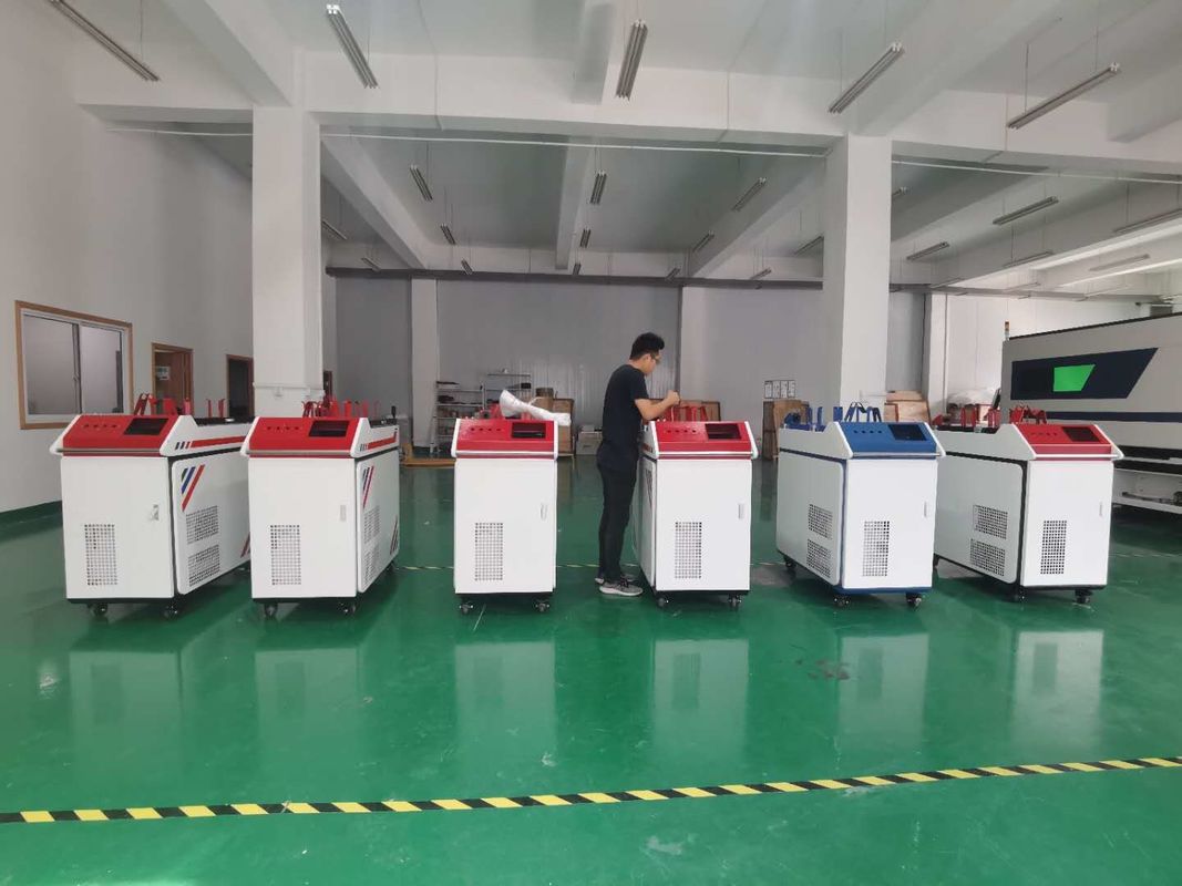 OEM 220V 2000W Paslanmaz Çelik Otomatik Kaynak Makinesi