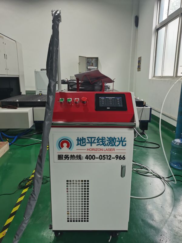 1060nm 30W Taşınabilir Lazer Kaynak Makinesi Hassas İşaretleme