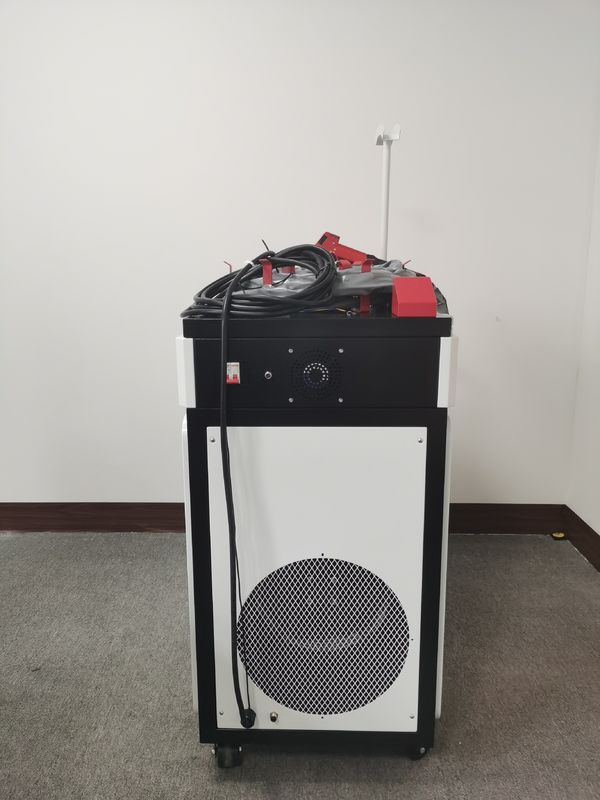 Chiller ile 1080nm CW El Lazer Kaynak Makinesi 1500W CE