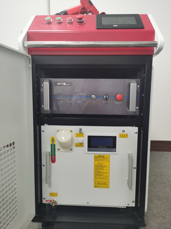 Max Raycus Kaynaklı IPG El Lazer Kaynak Makinesi 1500W CW